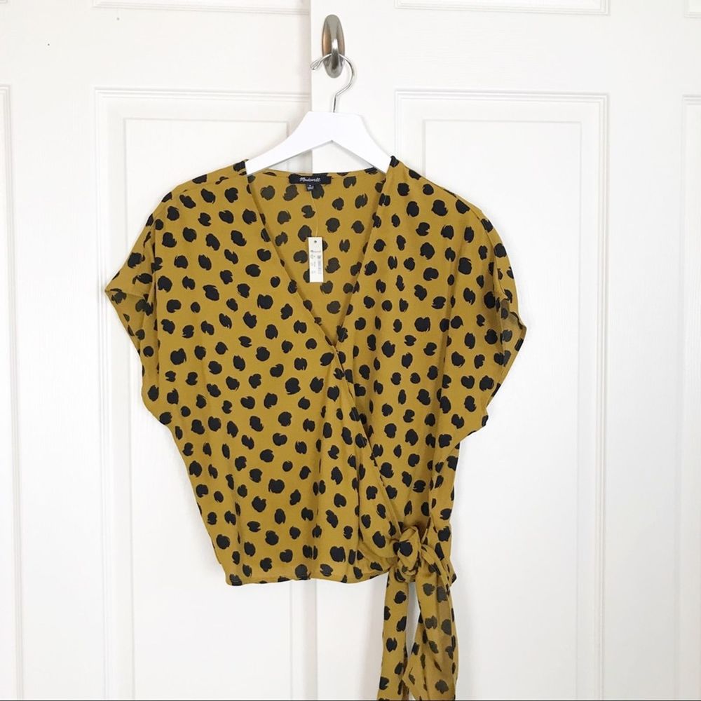 Madewell Spotted Dot Wrap Tie Top NWT - Picture 2 of 6
